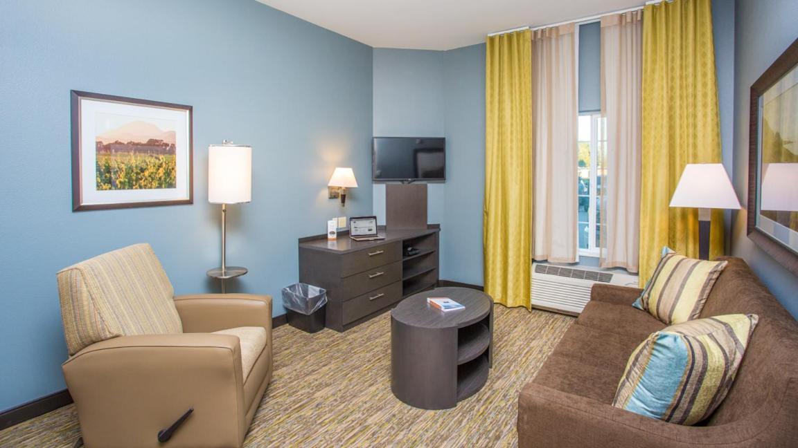 Candlewood Suites Sidney By Ihg Zewnętrze zdjęcie