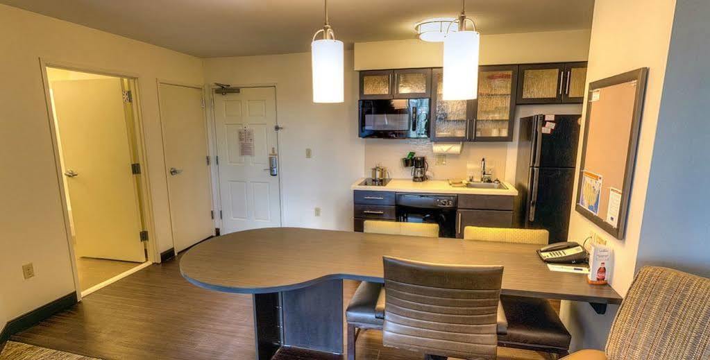 Candlewood Suites Sidney By Ihg Zewnętrze zdjęcie